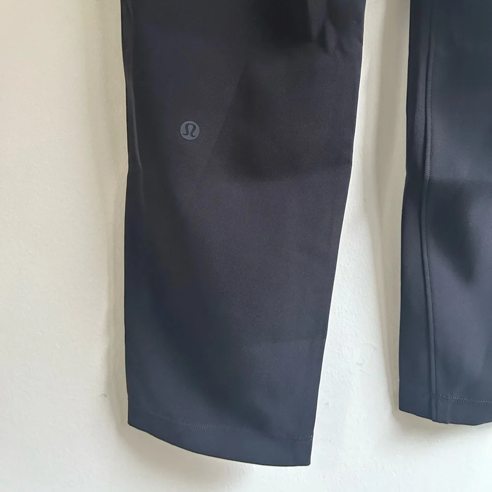 NWT LULULEMON‎ pants - Picture 7 of 8
